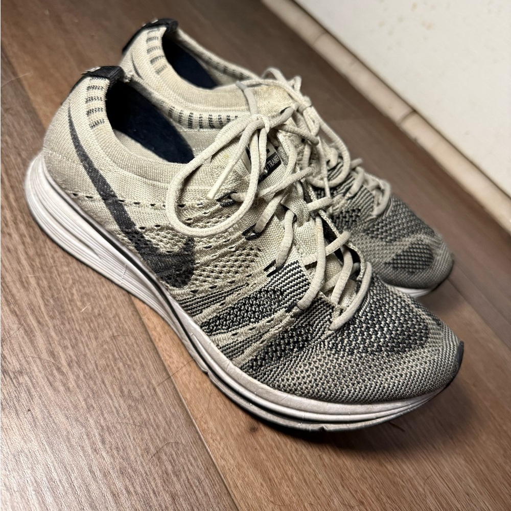 Flyknit racers